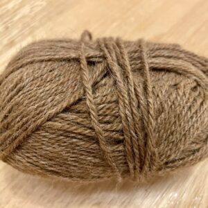 Alpaca yarn 8ply brown